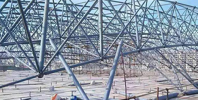 呼和浩特盘点螺栓球网架对于选材方面的4个基本恳求