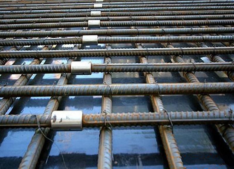 呼和浩特为什么建楼房时，要在钢筋上加一排小圆环？原来作用这么大